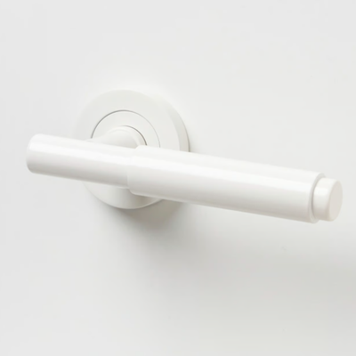 lola-door-handle-on-rose-lo-co-interiors-641826-rel99c93ec0.jpg